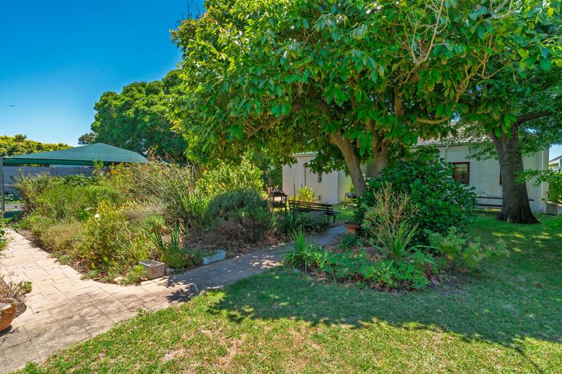 4 Bedroom Property for Sale in Plumstead Western Cape